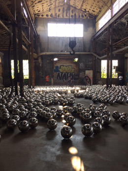 Yayoi Kusama's Narcissus Garden (photo by John Haber, MoMA PS1, 1966/2018)